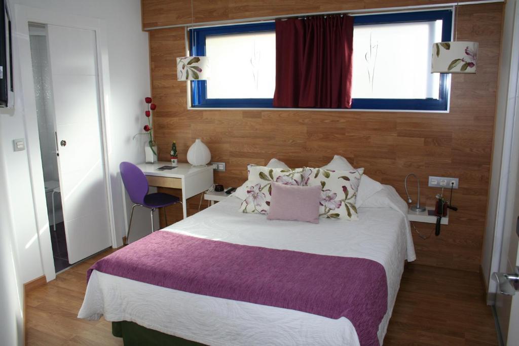 Hotel Fetiche Alojamiento Con Encanto Benidorm Quarto foto