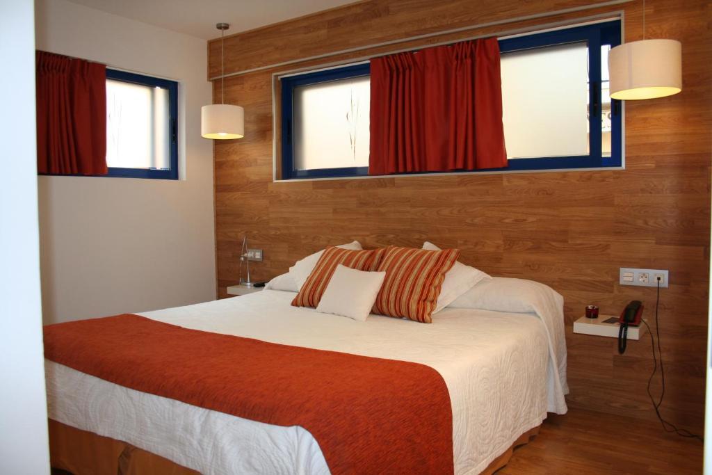 Hotel Fetiche Alojamiento Con Encanto Benidorm Quarto foto